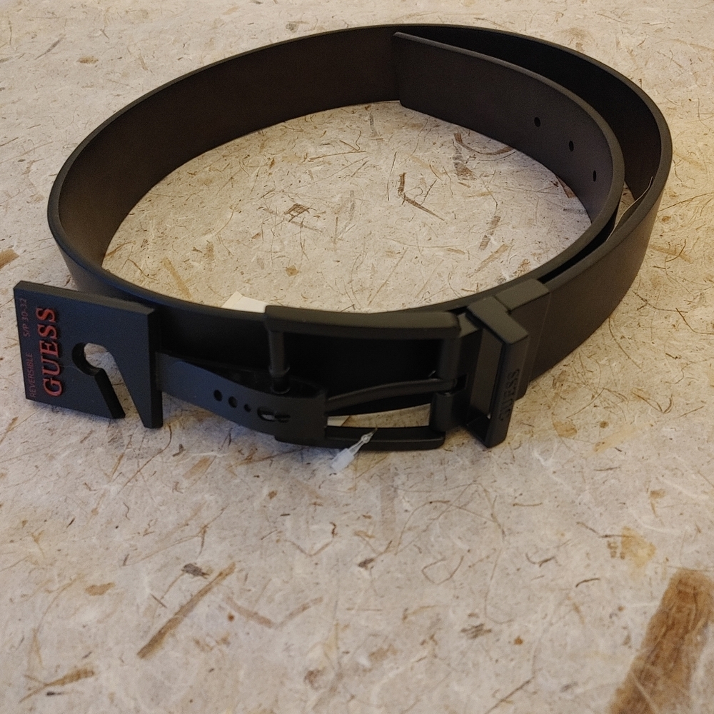 NWT Guess Black or Brown Reversible Leather Belt Size S/P 30-32 Men’s Size Small
